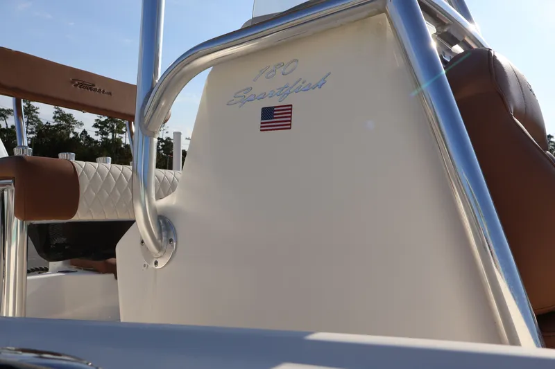 Slide: The Image of Pioneer 180 Sportfish 2022 - 10