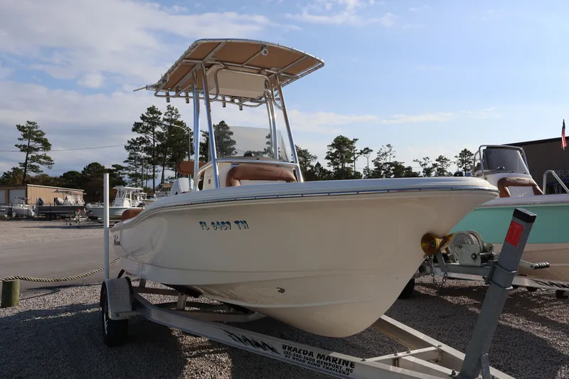 Slide: The Image of Pioneer 180 Sportfish 2022 - 5