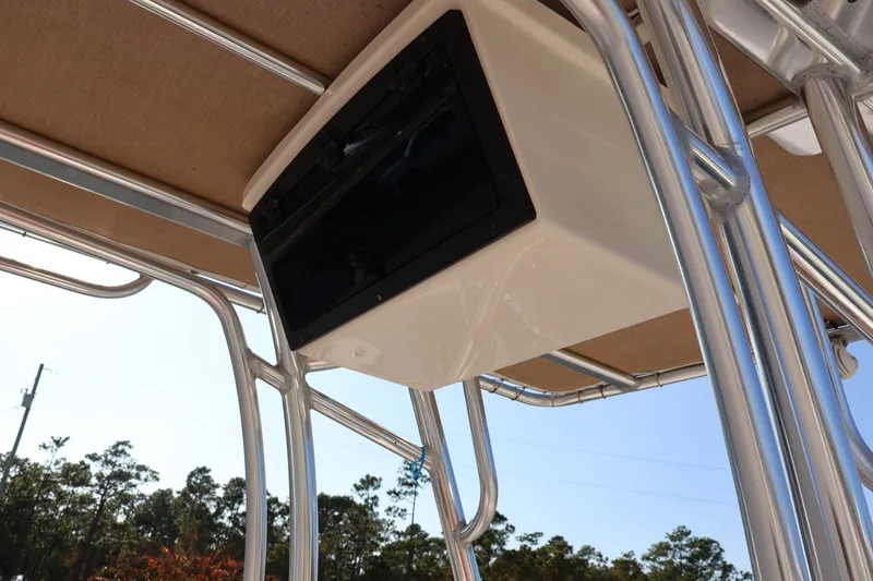 Slide: The Image of Pioneer 180 Sportfish 2022 - 7