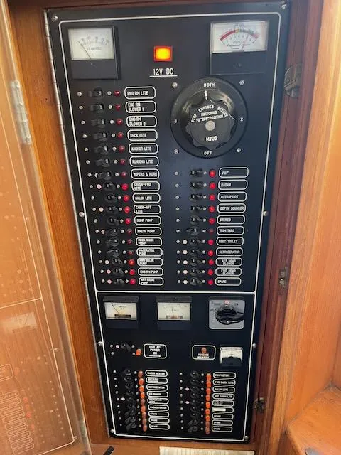 Slide: The Image of Custom 50 1987 - 16