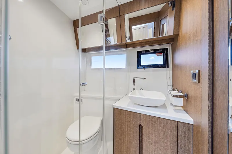 Slide: The Image of Galeon 500 Fly 2019 - 23