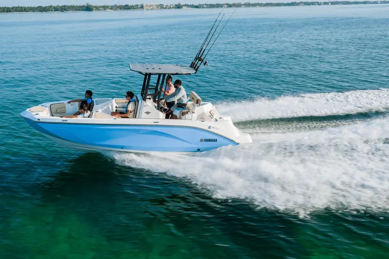 Slide: The Image of Yamaha 222 FSH Sport 2024 - 5