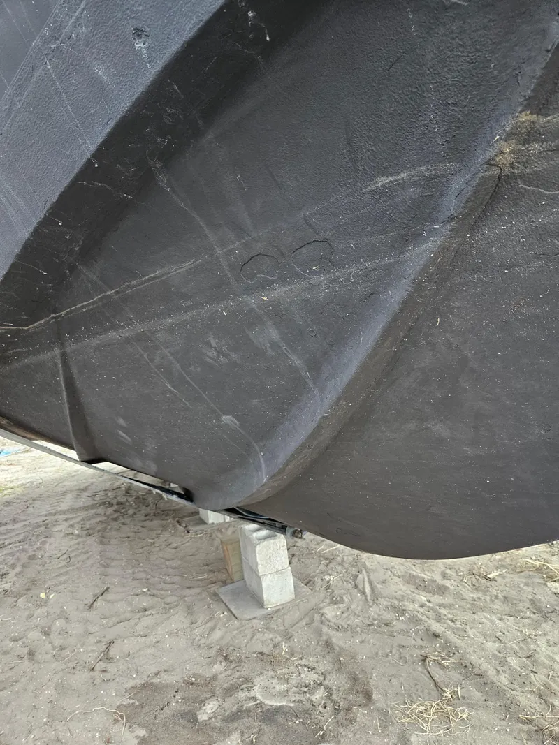 Slide: The Image of Maxum 4100 SCA 2000 - 54