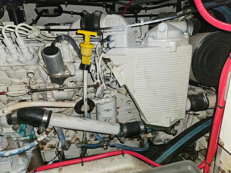 Slide: The Image of Maxum 4100 SCA 2000 - 57