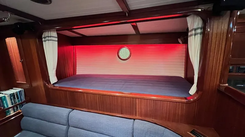 Slide: The Image of Lyman-Morse Sparkman & Stephens Sloop 2004 - 52