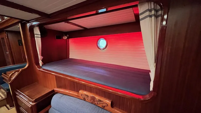 Slide: The Image of Lyman-Morse Sparkman & Stephens Sloop 2004 - 56