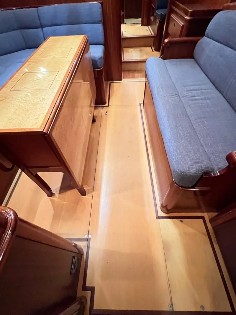 Slide: The Image of Lyman-Morse Sparkman & Stephens Sloop 2004 - 60