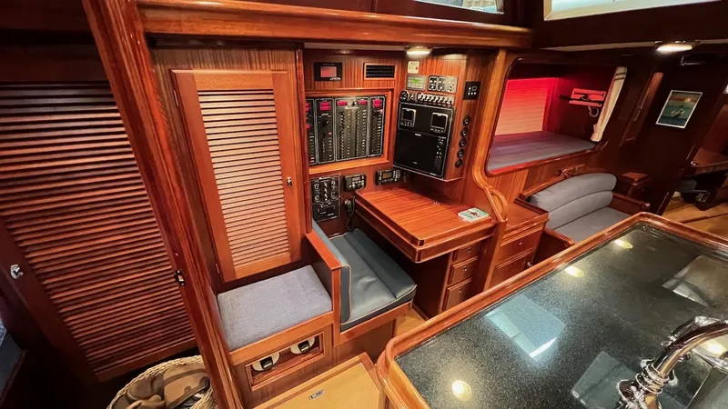 Slide: The Image of Lyman-Morse Sparkman & Stephens Sloop 2004 - 62