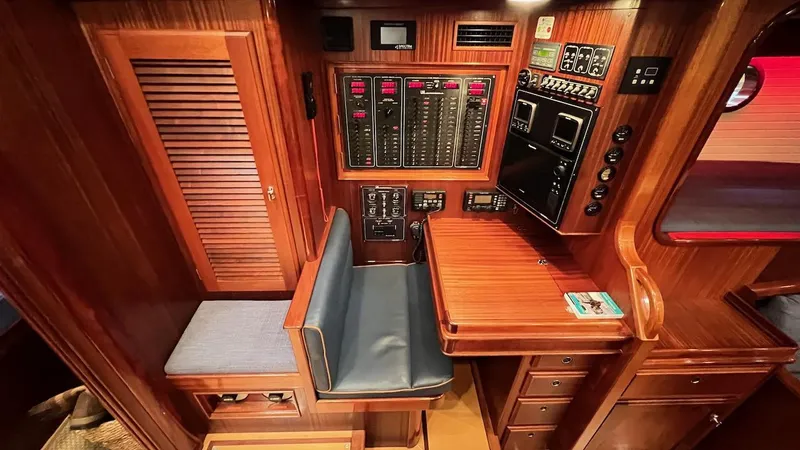 Slide: The Image of Lyman-Morse Sparkman & Stephens Sloop 2004 - 63