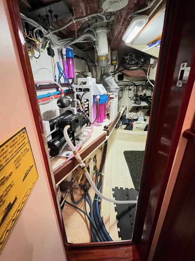 Slide: The Image of Lyman-Morse Sparkman & Stephens Sloop 2004 - 97