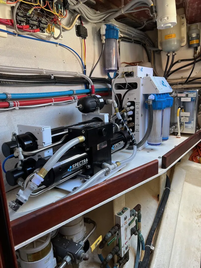 Slide: The Image of Lyman-Morse Sparkman & Stephens Sloop 2004 - 98