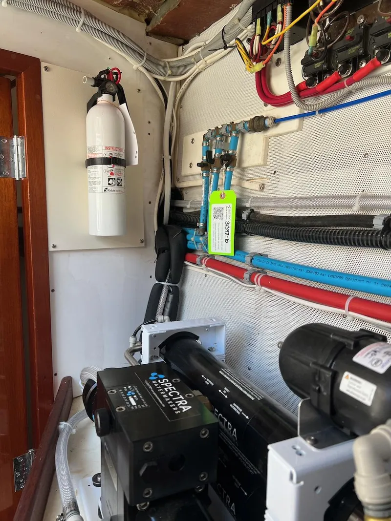 Slide: The Image of Lyman-Morse Sparkman & Stephens Sloop 2004 - 99