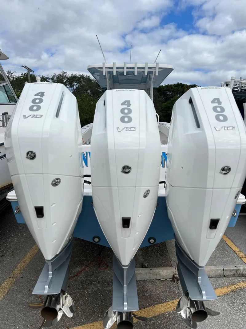 Slide: The Image of 2023 Invincible 36' Open Fisherman with triple 400 V10 engines. - 30