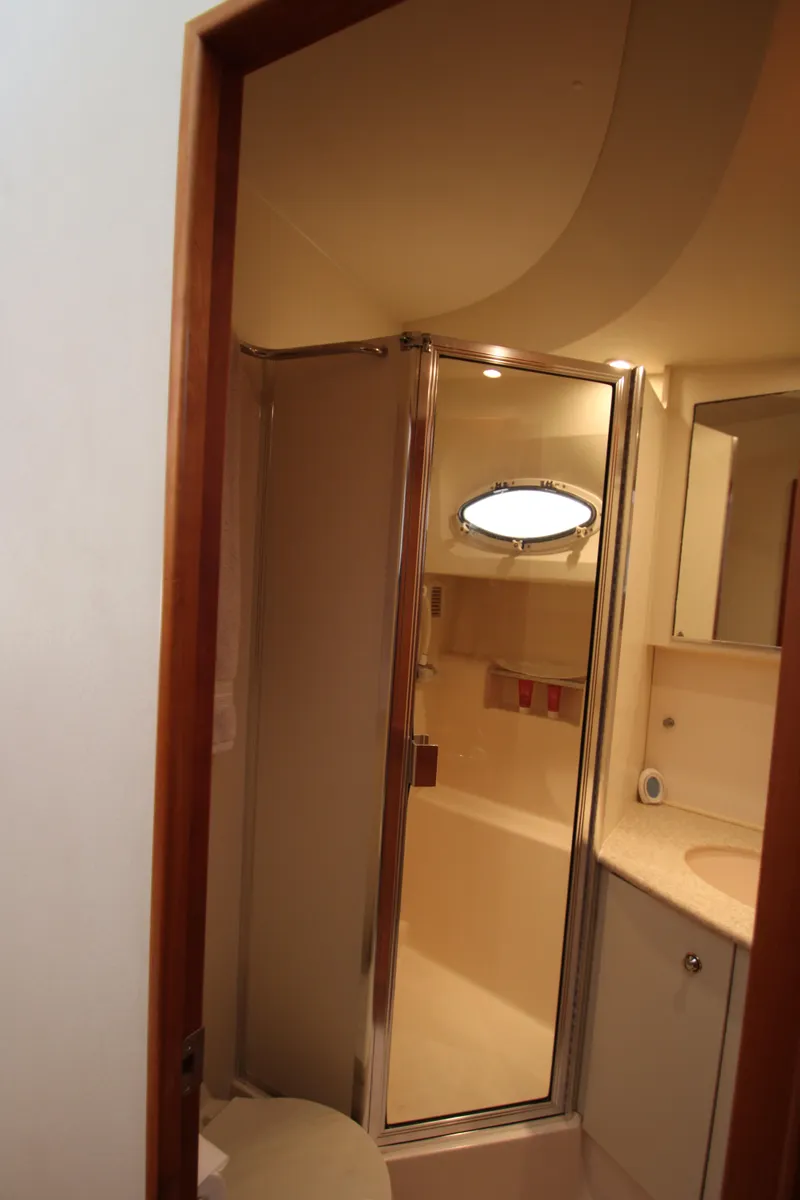 Slide: The Image of Silverton 392 Motor Yacht 2000 - 117