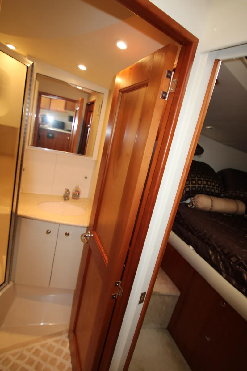 Slide: The Image of Silverton 392 Motor Yacht 2000 - 118