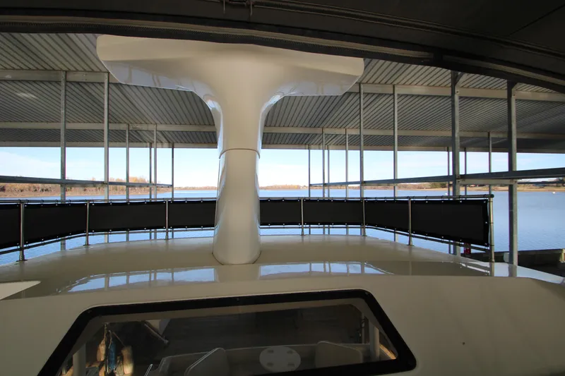 Slide: The Image of Silverton 392 Motor Yacht 2000 - 132