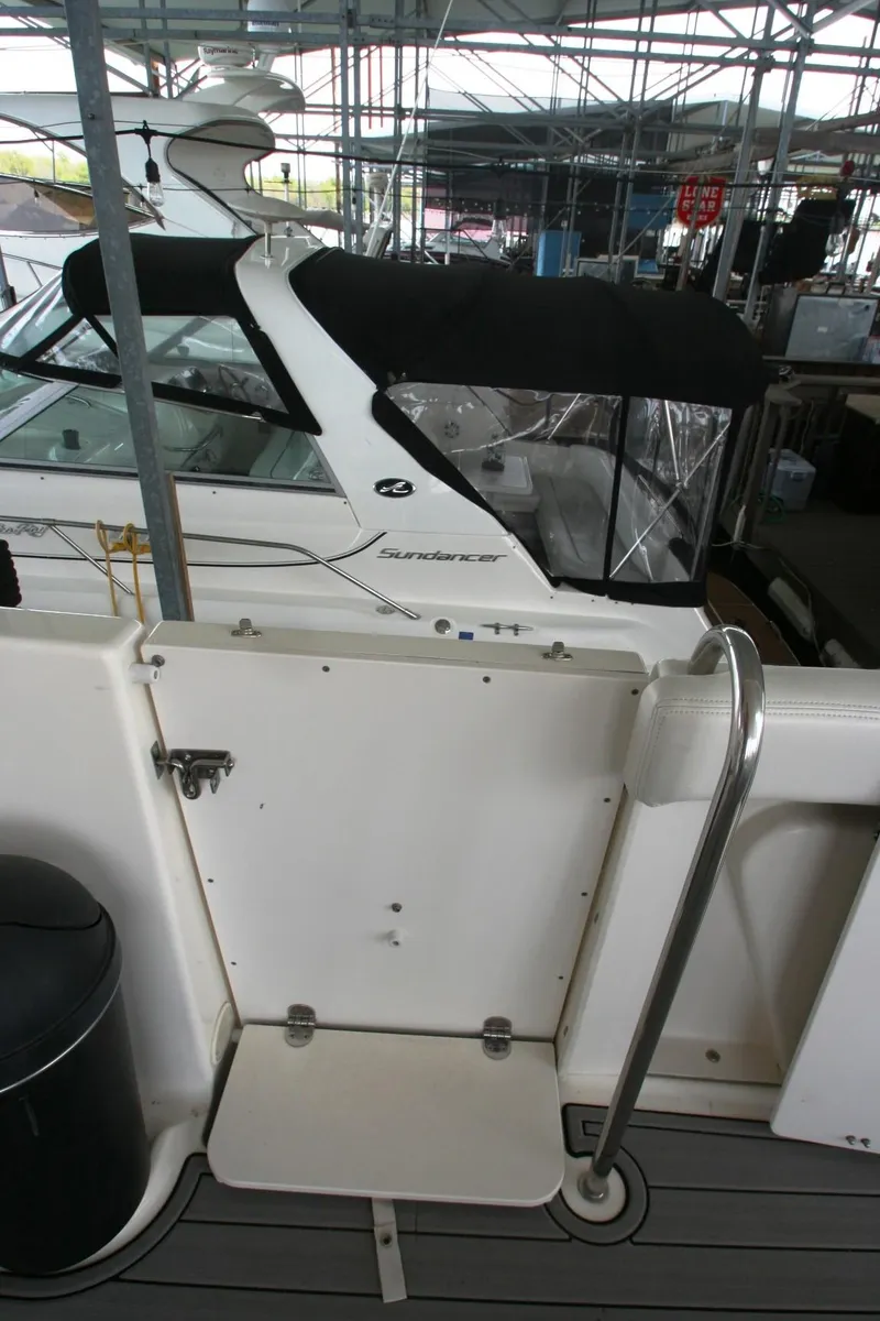 Slide: The Image of Silverton 392 Motor Yacht 2000 - 65