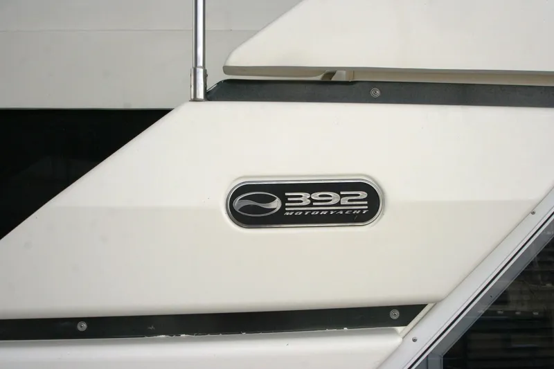 Slide: The Image of Silverton 392 Motor Yacht 2000 - 69