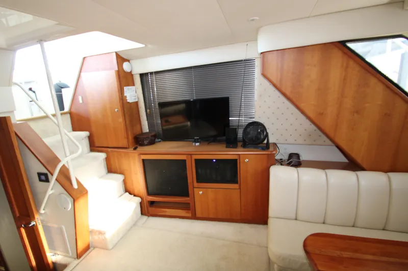 Slide: The Image of Silverton 392 Motor Yacht 2000 - 71