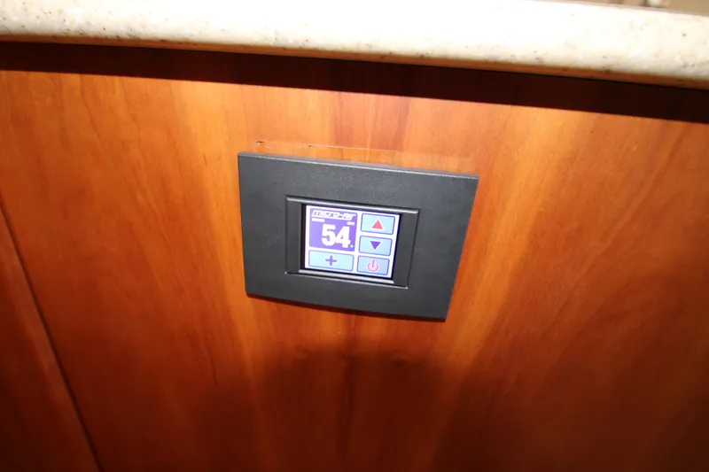 Slide: The Image of Silverton 392 Motor Yacht 2000 - 96