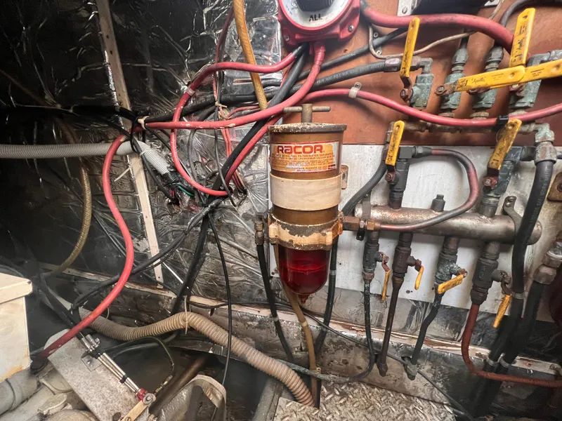 Slide: The Image of Canyon Bay 40 1988 - 80