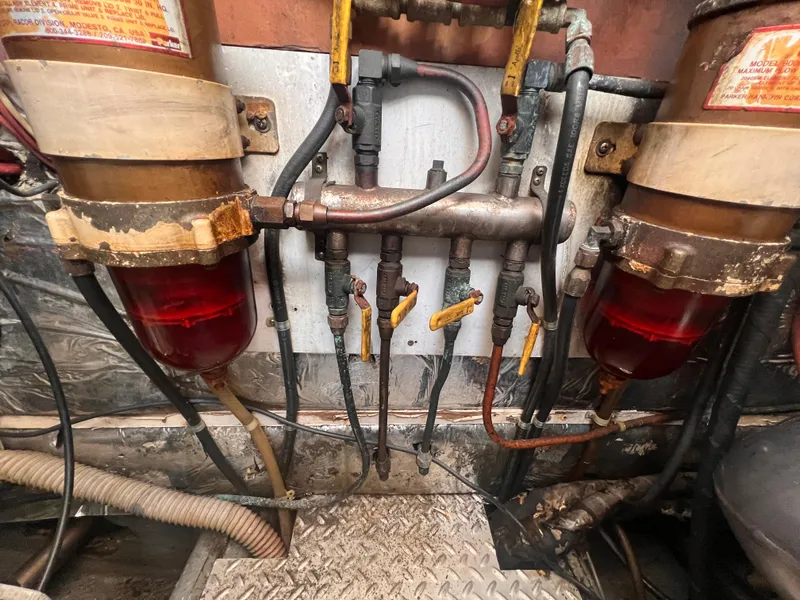 Slide: The Image of Canyon Bay 40 1988 - 81