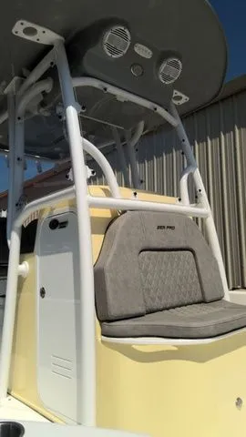 Slide: The Image of Sea Pro 250 Bay 2024 - 3