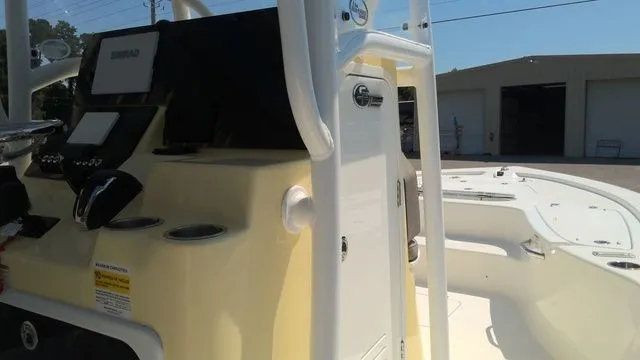 Slide: The Image of Sea Pro 250 Bay 2024 - 4