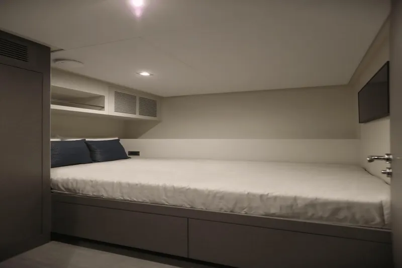 Slide: The Image of Ocean Alexander 32E 2023 - 50