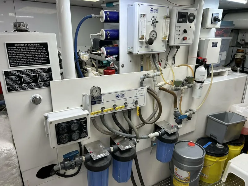 Slide: The Image of Palmer Johnson 110 Cruising Sloop 1983 - 64