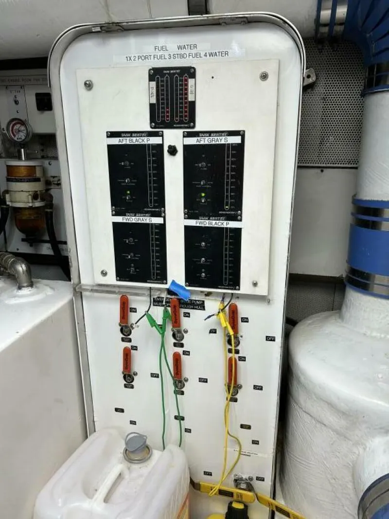 Slide: The Image of Palmer Johnson 110 Cruising Sloop 1983 - 65