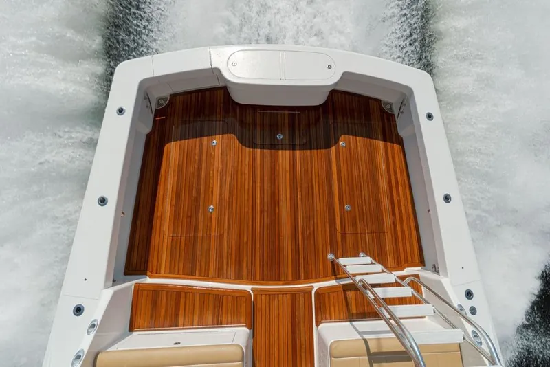 Slide: The Image of Viking 46 Billfish 2027 - 3