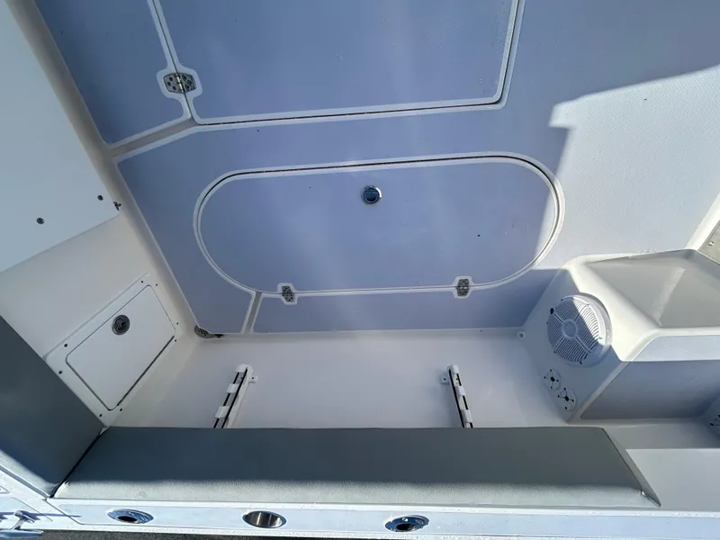 Slide: The Image of North Coast 255HT 2024 - 7