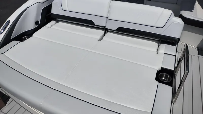 Slide: The Image of Formula 330 CBR 2026 - 54