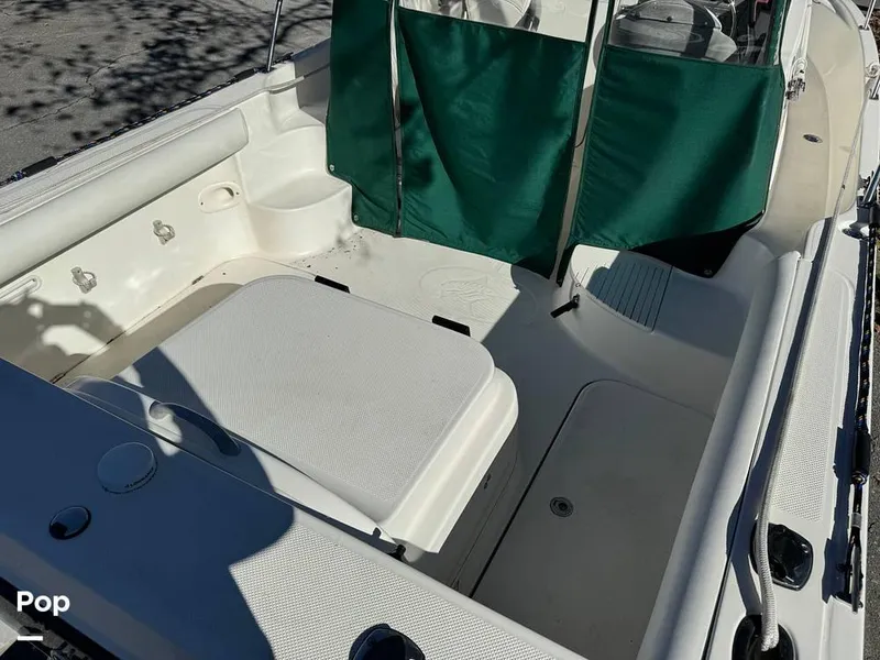 Slide: The Image of 2010 Trophy 2152 WA for sale in Rogers, AR - 15