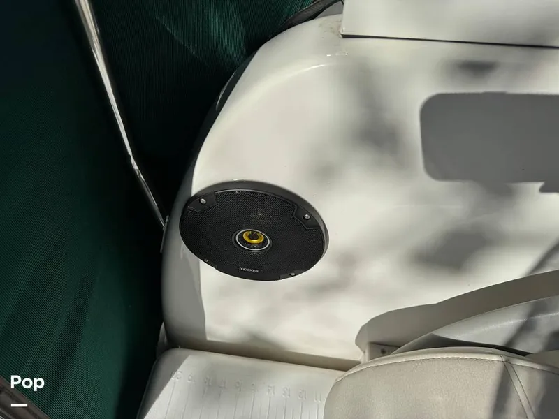 Slide: The Image of 2010 Trophy 2152 WA for sale in Rogers, AR - 30