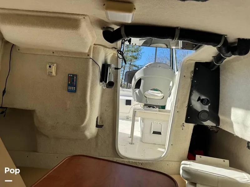 Slide: The Image of 2010 Trophy 2152 WA for sale in Rogers, AR - 35