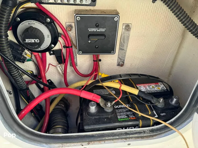 Slide: The Image of 2010 Trophy 2152 WA for sale in Rogers, AR - 40