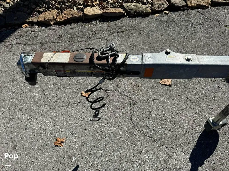 Slide: The Image of 2010 Trophy 2152 WA for sale in Rogers, AR - 51