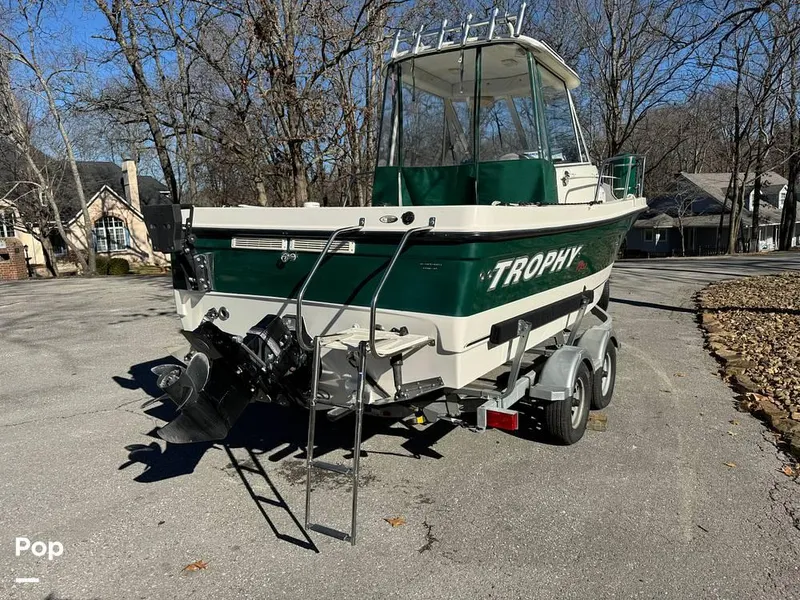 Slide: The Image of 2010 Trophy 2152 WA for sale in Rogers, AR - 6