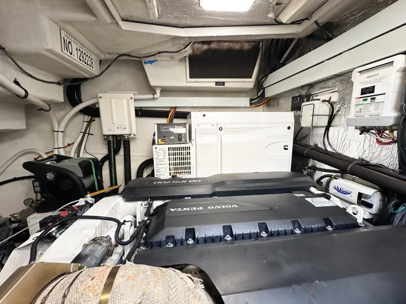 Slide: The Image of Cruisers 50 Cantius 2019 - 52