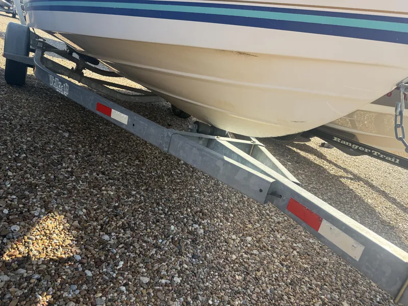 Slide: The Image of Wellcraft FISH 18 CENTER CONSOLE 1993 - 25