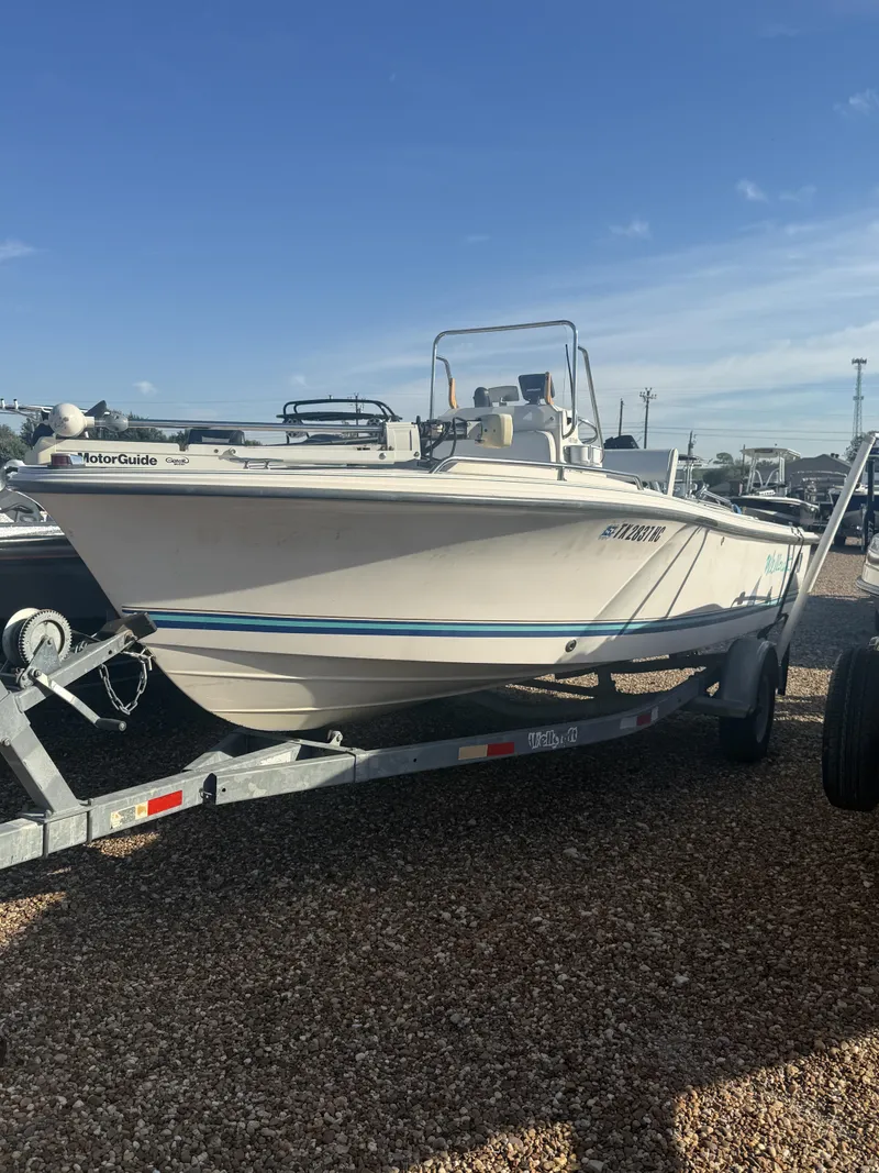 Slide: The Image of Wellcraft FISH 18 CENTER CONSOLE 1993 - 1