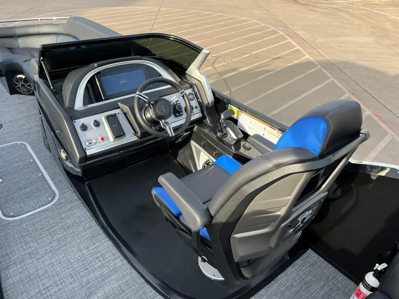 Slide: The Image of Trifecta 25Sport C9 DC 3.0 2024 - 18