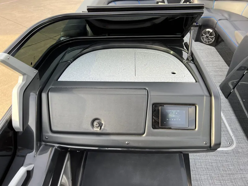 Slide: The Image of Trifecta 25Sport C9 DC 3.0 2024 - 22