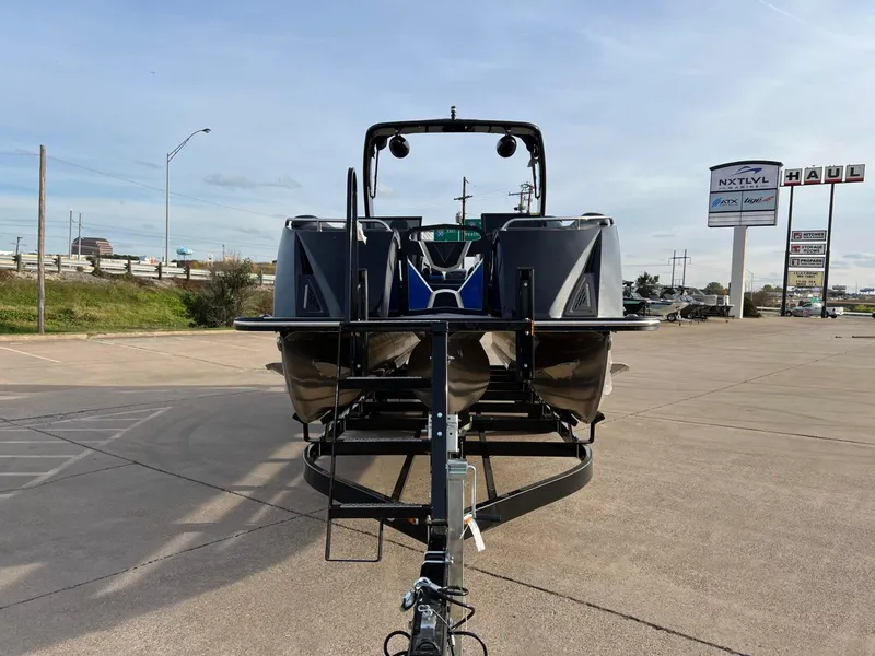 Slide: The Image of Trifecta 25Sport C9 DC 3.0 2024 - 3