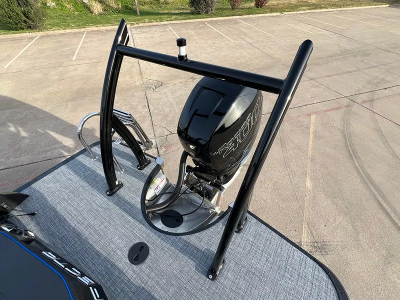 Slide: The Image of Trifecta 25Sport C9 DC 3.0 2024 - 30