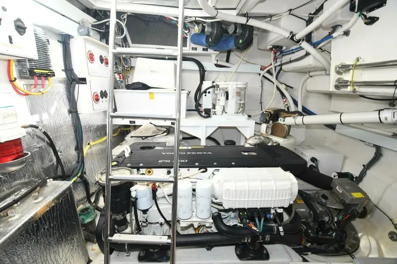 Slide: The Image of Engine Room - 32
