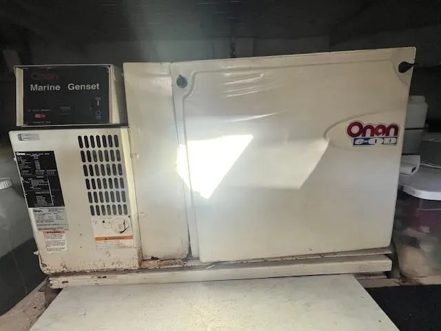 Slide: The Image of Sea Ray 500 Sundancer 2005 - 77