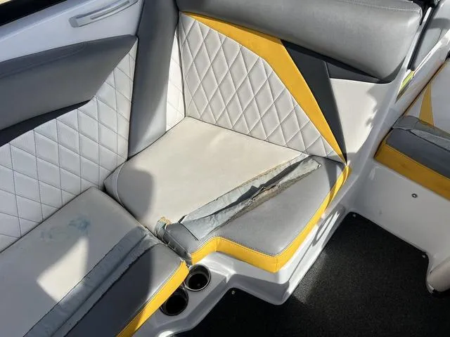 Slide: The Image of Tigé Z3 2013 - 7